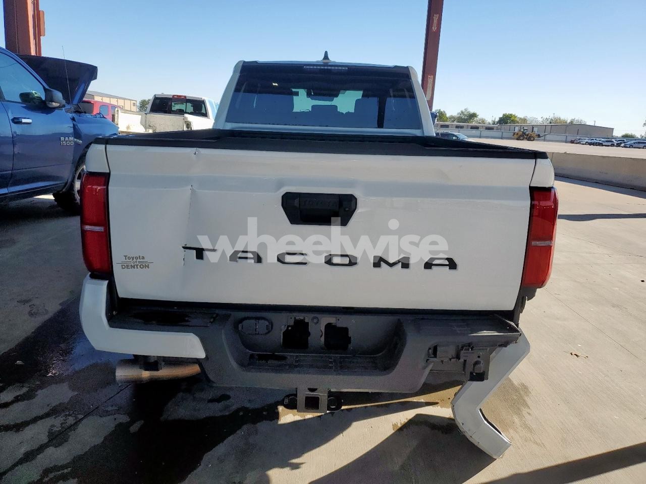 Photo 6 of 2024 TOYOTA TACOMA DOUBLE CAB (VIN 3TYKB5FN7RT012485)