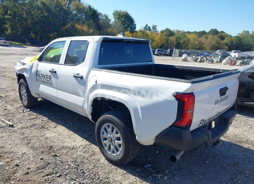 Photo 3 of 2024 Toyota Tacoma SR (VIN 3TYKD5HN0RT004140)