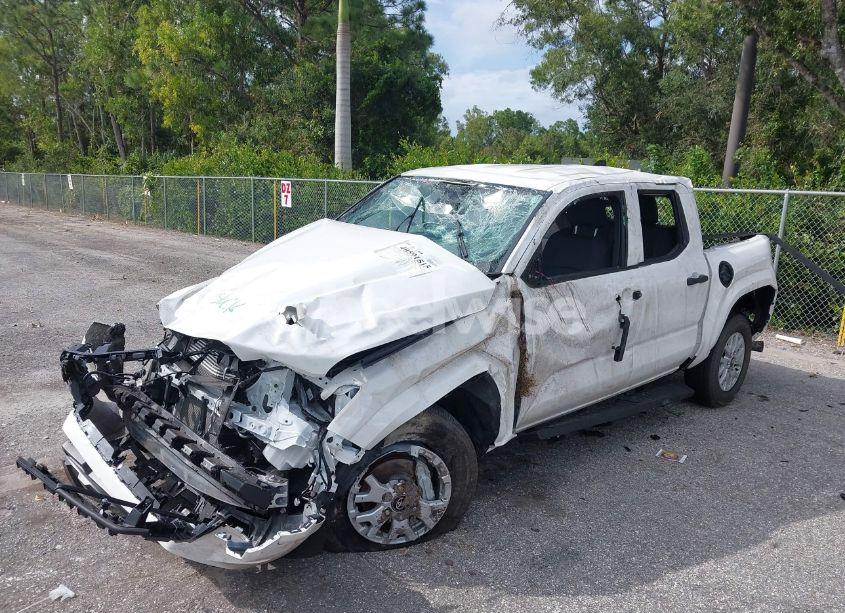 Photo 2 of 2024 Toyota Tacoma SR (VIN 3TYKD5HN1RT005491)