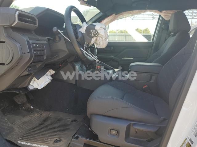 Photo 3 of 2025 TOYOTA TACOMA DOUBLE CAB (VIN 3TYKD5HN2ST032561)