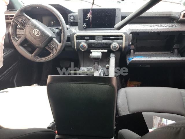 Photo 10 of 2024 TOYOTA TACOMA DOUBLE CAB (VIN 3TYKD5HN5RT010399)