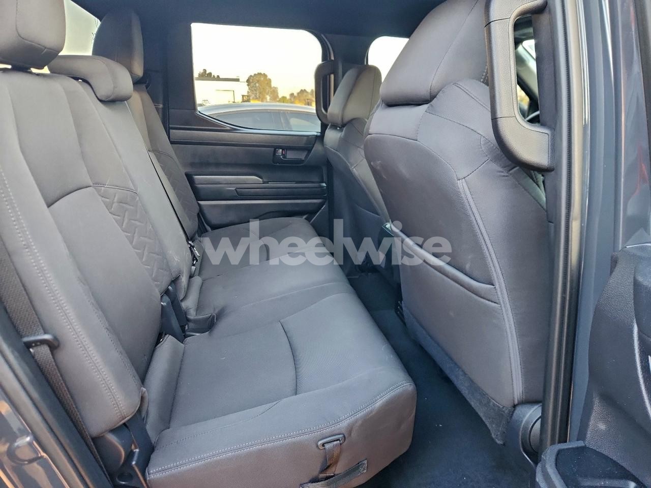 Photo 10 of 2025 TOYOTA TACOMA DOUBLE CAB (VIN 3TYKD5HN7ST020650)