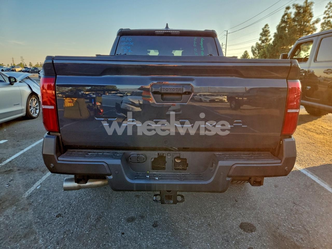 Photo 6 of 2025 TOYOTA TACOMA DOUBLE CAB (VIN 3TYKD5HN7ST020650)