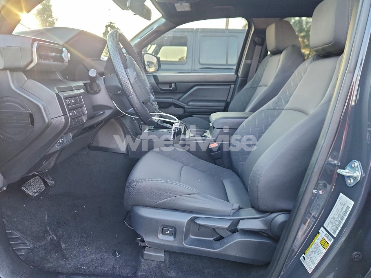 Photo 7 of 2025 TOYOTA TACOMA DOUBLE CAB (VIN 3TYKD5HN7ST020650)