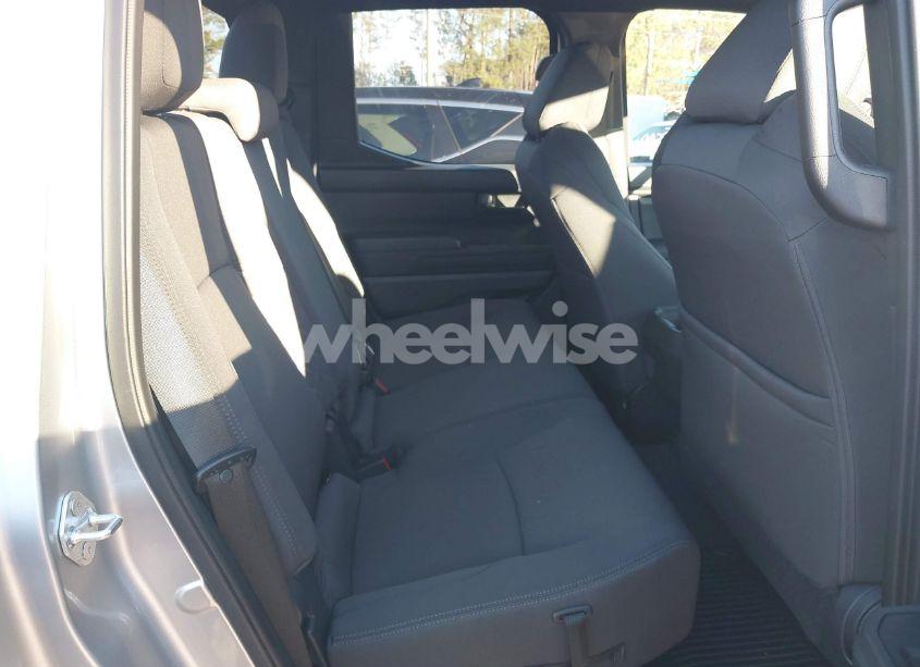 Photo 8 of 2024 Toyota Tacoma SR (VIN 3TYKD5HNXRT012116)