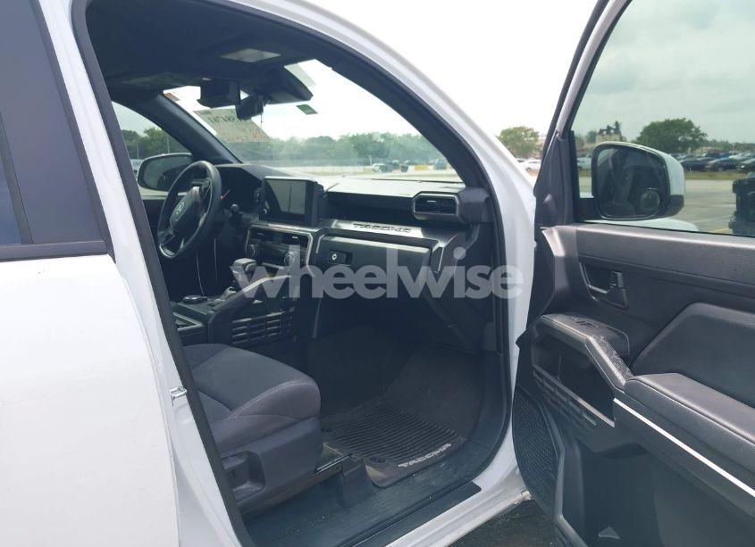 Photo 5 of 2024 Toyota Tacoma SR5 (VIN 3TYLB5JN1RT030458)