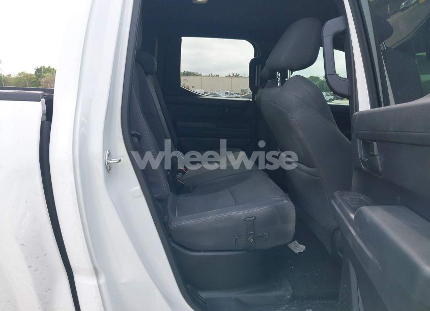 Photo 8 of 2024 Toyota Tacoma SR5 (VIN 3TYLB5JN1RT030458)