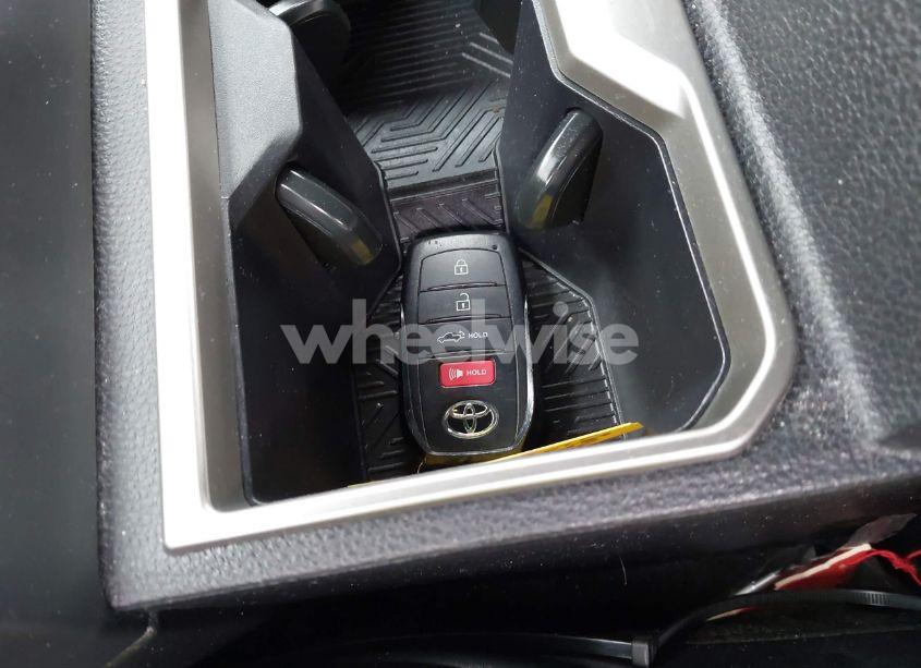 Photo 11 of 2024 Toyota Tacoma DOUBLE CAB/SR5/TRD SPORT/TRD OFF ROAD/LTD (VIN 3TYLB5JN1RT039046)