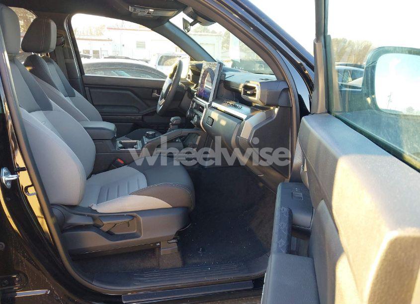 Photo 5 of 2024 Toyota Tacoma TRD OFF ROAD (VIN 3TYLB5JN3RT032583)