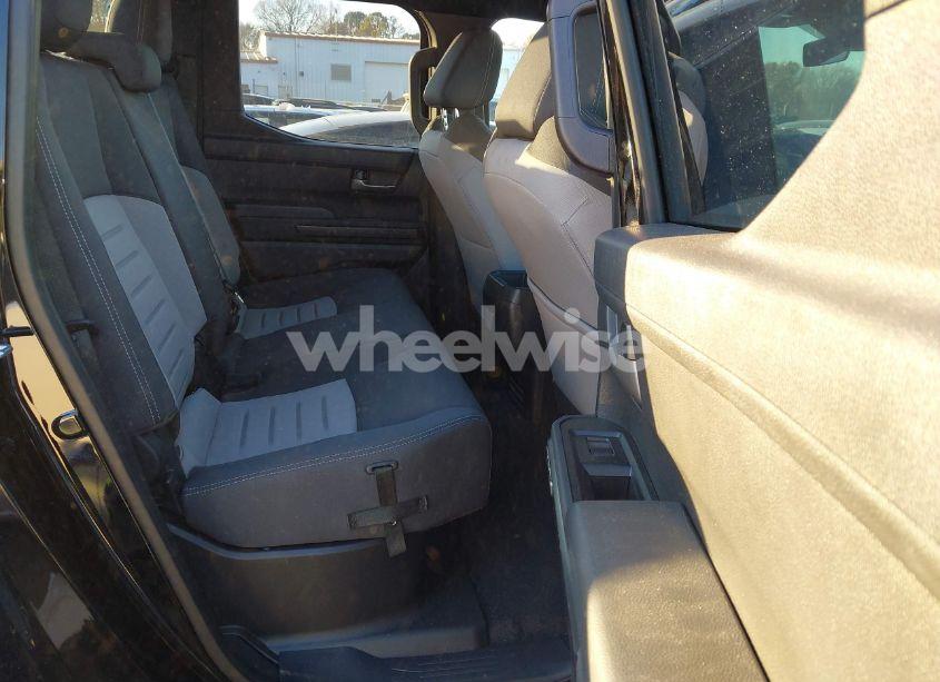 Photo 8 of 2024 Toyota Tacoma TRD OFF ROAD (VIN 3TYLB5JN3RT032583)