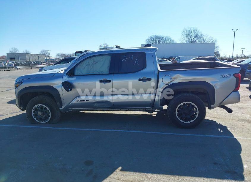 Photo 14 of 2024 Toyota Tacoma TRD OFF ROAD 4WD (VIN 3TYLB5JN5RT023643)