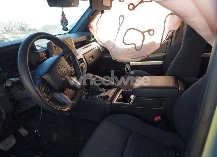Photo 5 of 2024 Toyota Tacoma TRD OFF ROAD 4WD (VIN 3TYLB5JN5RT023643)