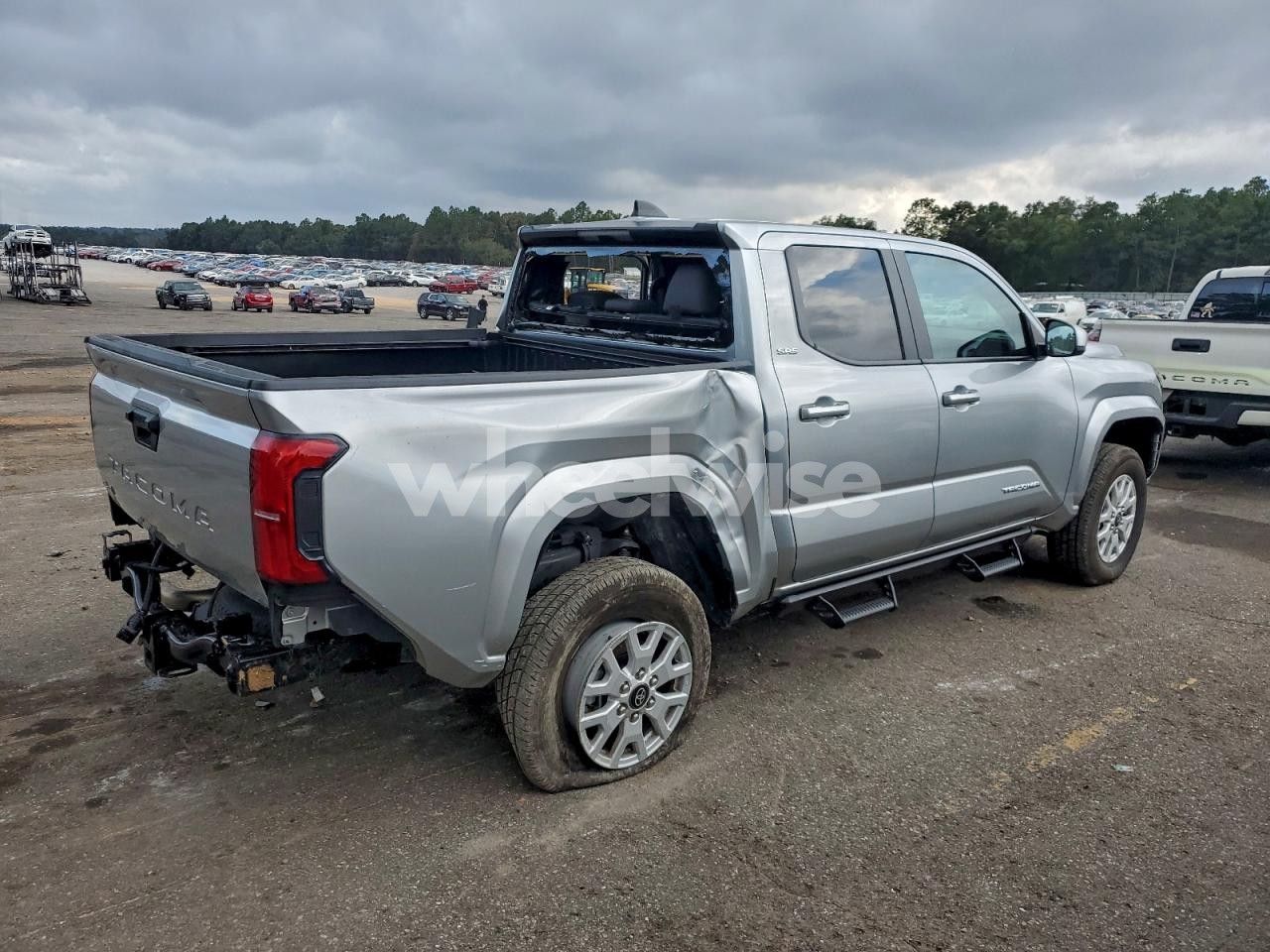 Photo 3 of 2024 TOYOTA TACOMA DOUBLE CAB (VIN 3TYLB5JN6RT033565)