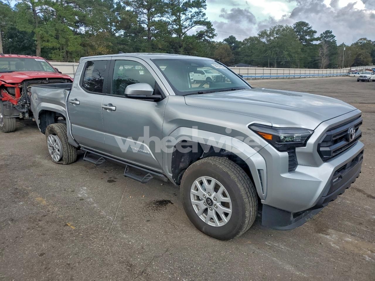 Photo 4 of 2024 TOYOTA TACOMA DOUBLE CAB (VIN 3TYLB5JN6RT033565)