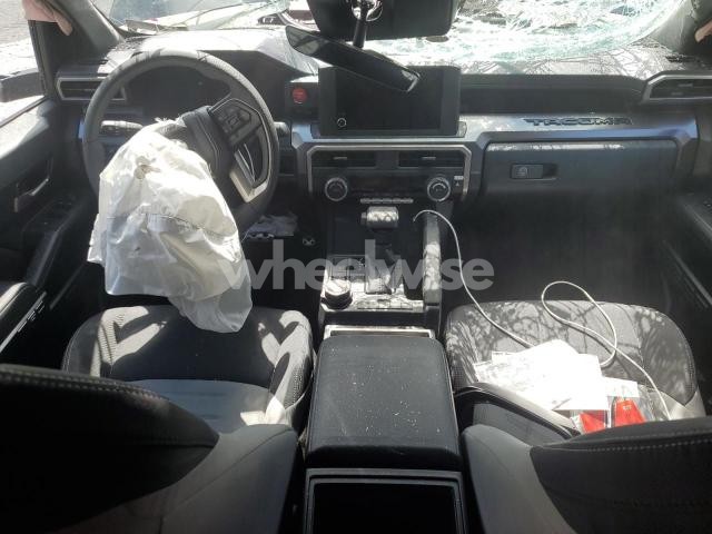 Photo 3 of 2025 TOYOTA TACOMA DOUBLE CAB (VIN 3TYLB5JN6ST076213)