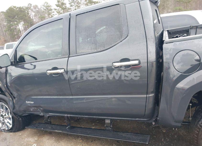 Photo 15 of 2024 Toyota Tacoma LIMITED (VIN 3TYLB5JN7RT035437)