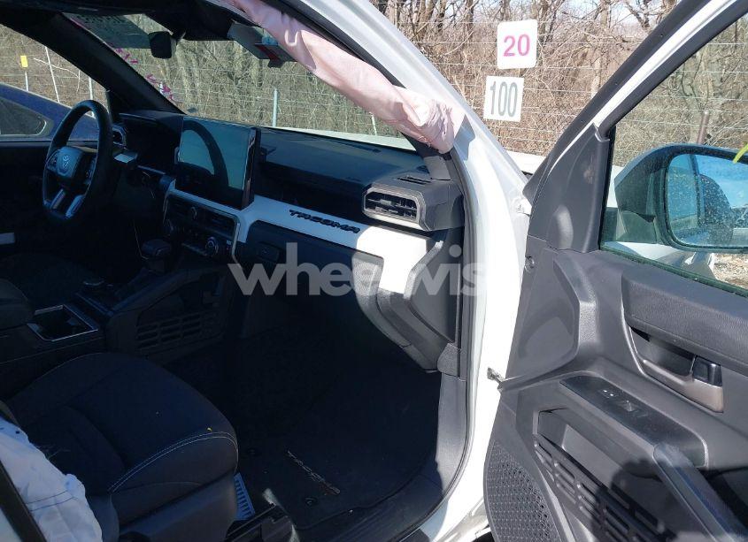 Photo 5 of 2024 Toyota Tacoma TRD OFF ROAD 4WD (VIN 3TYLB5JN8RT002575)