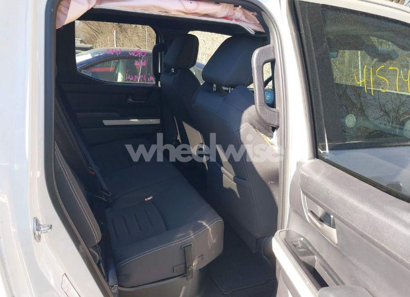 Photo 8 of 2024 Toyota Tacoma TRD OFF ROAD 4WD (VIN 3TYLB5JN8RT002575)