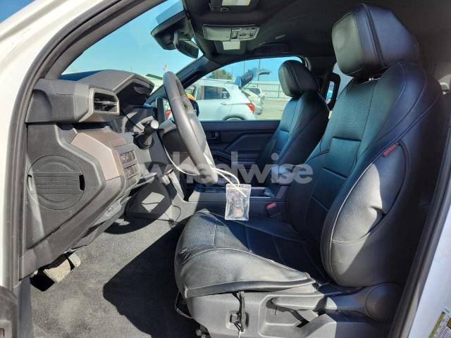 Photo 6 of 2024 TOYOTA TACOMA DOUBLE CAB (VIN 3TYLB5JN8RT017481)