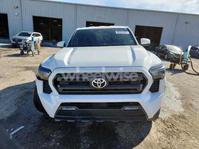Photo 9 of 2024 TOYOTA TACOMA DOUBLE CAB (VIN 3TYLB5JN8RT017481)