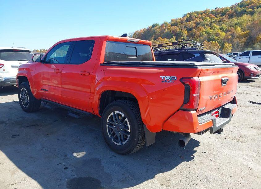 Photo 3 of 2024 Toyota Tacoma HYBRID TRD SPORT (VIN 3TYLC5LN3RT006480)