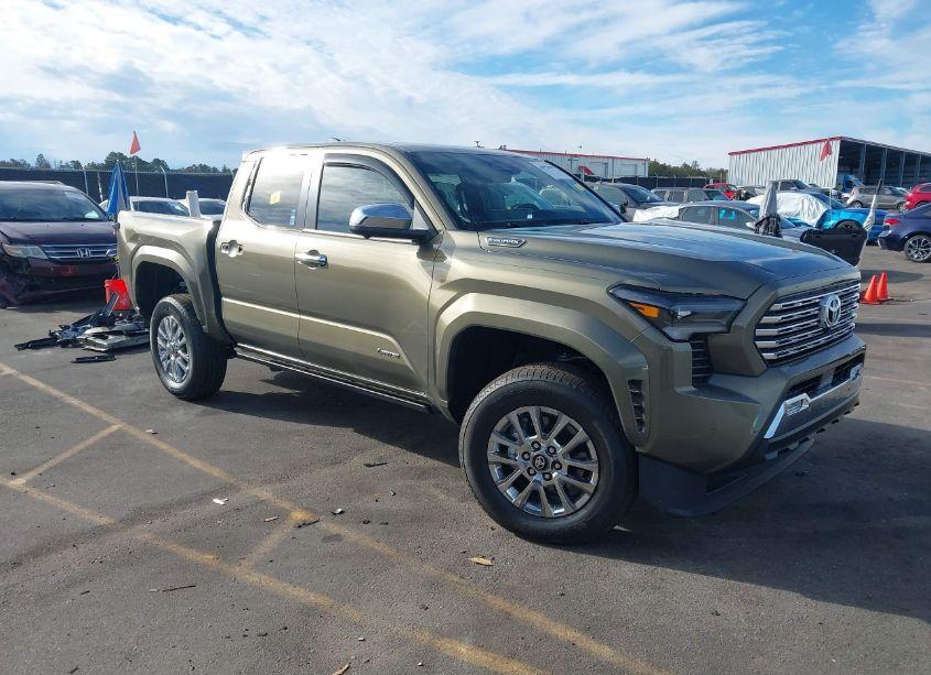 2024 Toyota Tacoma HYBRID LIMITED (VIN 3TYLC5LN9RT005950) main photo
