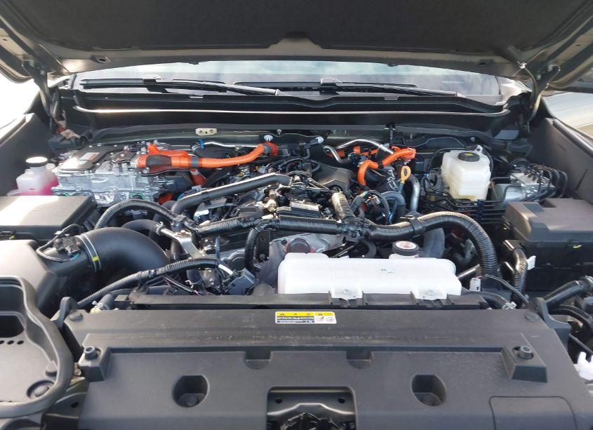 Photo 10 of 2024 Toyota Tacoma HYBRID LIMITED (VIN 3TYLC5LN9RT005950)