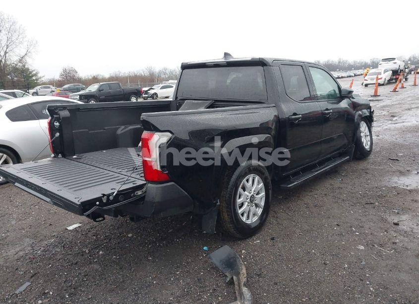 Photo 4 of 2024 Toyota Tacoma SR (VIN 3TYLD5KN2RT004962)