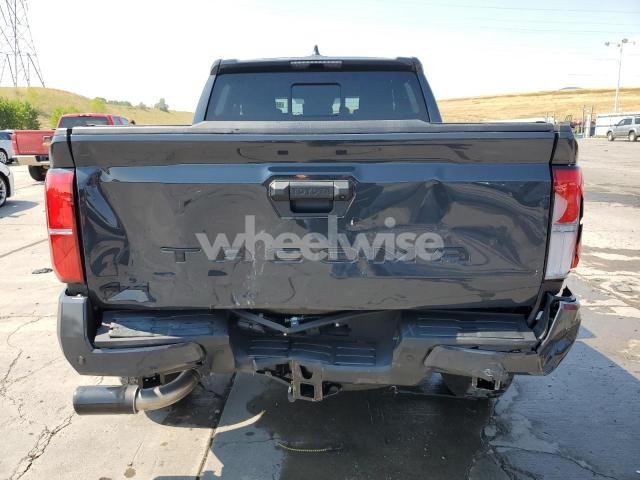 Photo 2 of 2025 TOYOTA TACOMA DOUBLE CAB (VIN 3TYLE5JN7ST070749)