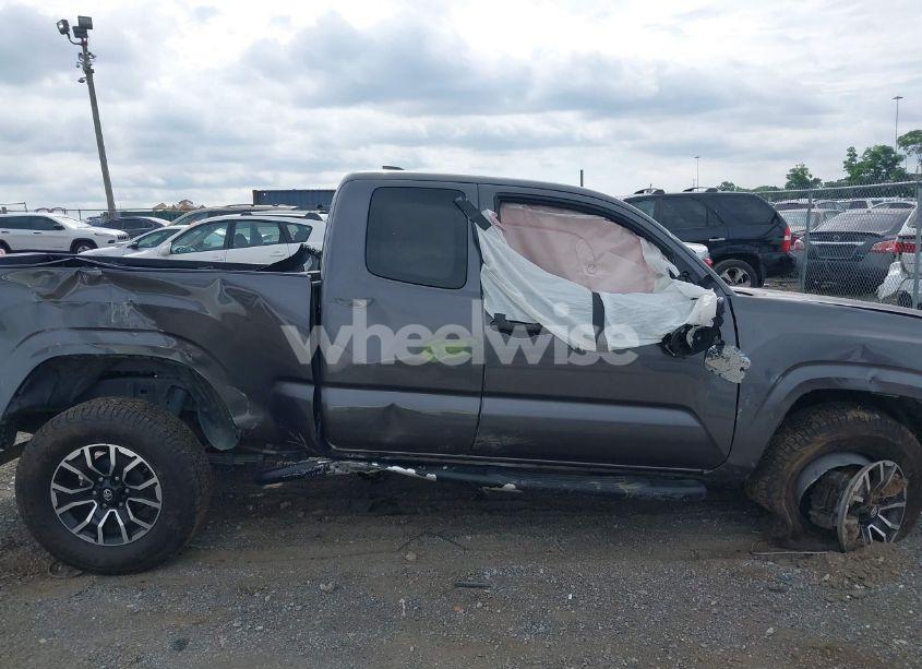 Photo 13 of 2020 Toyota Tacoma SR (VIN 3TYRX5GN1LT001987)