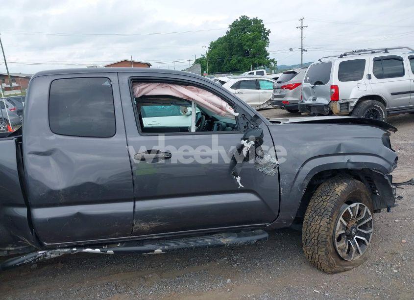 Photo 18 of 2020 Toyota Tacoma SR (VIN 3TYRX5GN1LT001987)