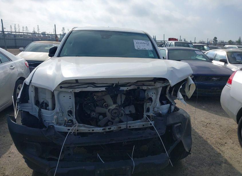Photo 13 of 2021 Toyota Tacoma SR (VIN 3TYRX5GN1MT010495)