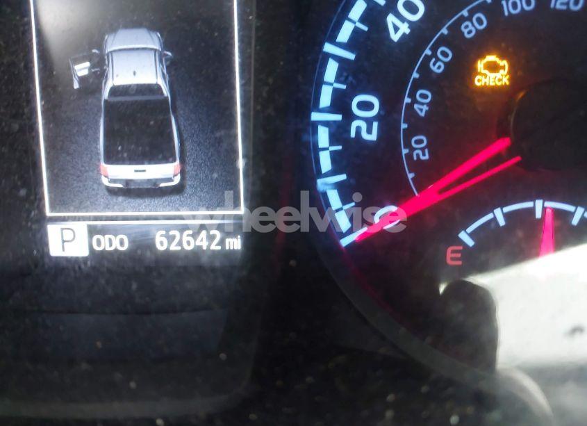 Photo 15 of 2021 Toyota Tacoma SR (VIN 3TYRX5GN1MT024266)