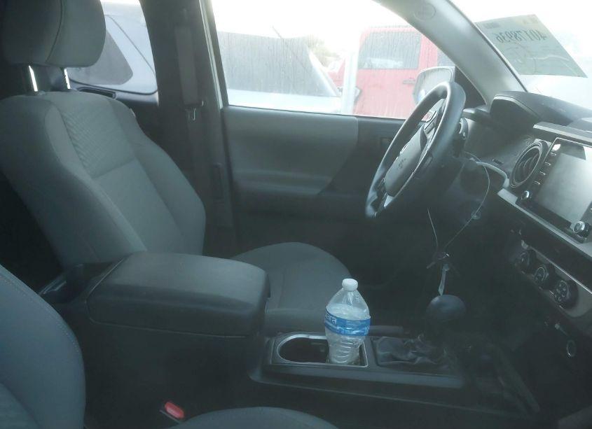 Photo 5 of 2022 Toyota Tacoma SR (VIN 3TYRX5GN2NT044480)