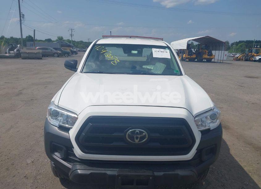 Photo 12 of 2022 Toyota Tacoma SR (VIN 3TYRX5GN2NT052675)