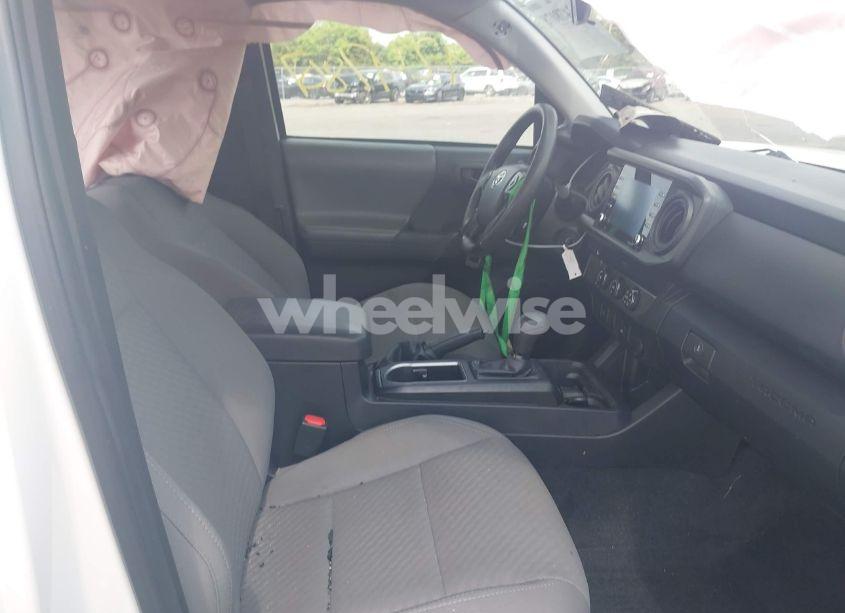 Photo 5 of 2022 Toyota Tacoma SR (VIN 3TYRX5GN2NT052675)