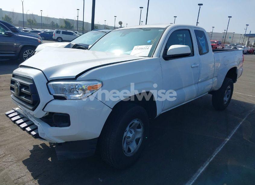 Photo 2 of 2022 Toyota Tacoma SR (VIN 3TYRX5GN3NT058761)