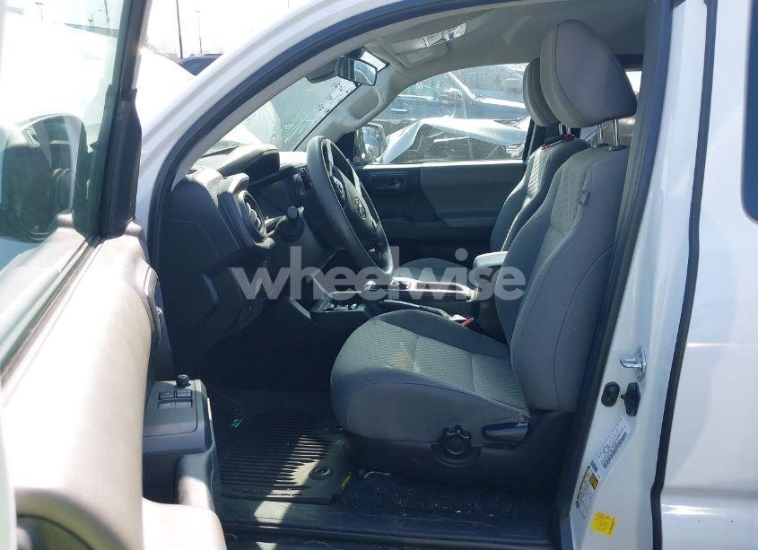 Photo 5 of 2022 Toyota Tacoma SR (VIN 3TYRX5GN3NT058761)