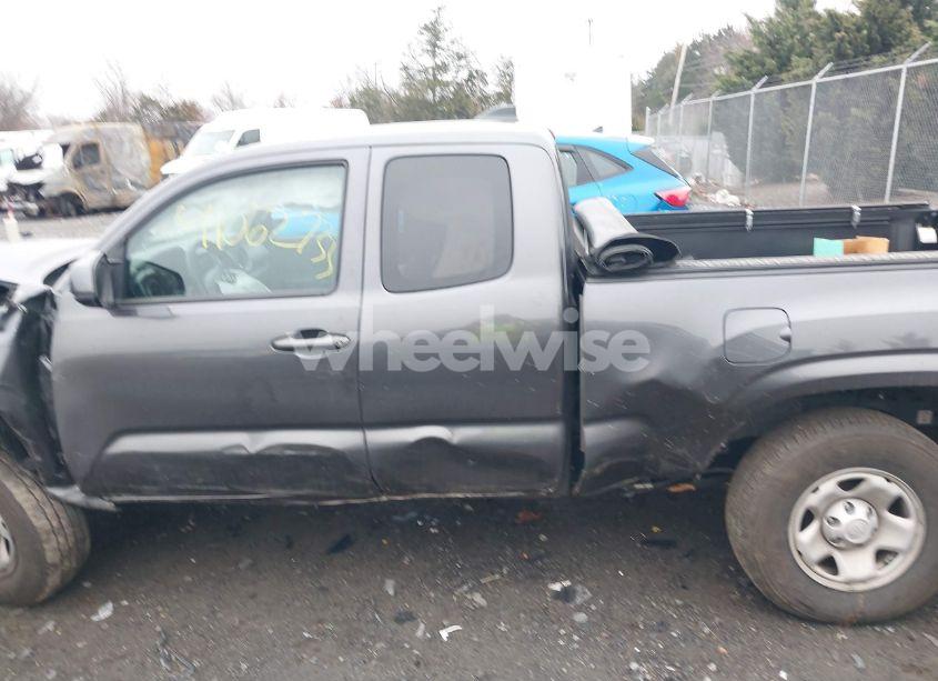 Photo 15 of 2022 Toyota Tacoma SR (VIN 3TYRX5GN3NT065354)