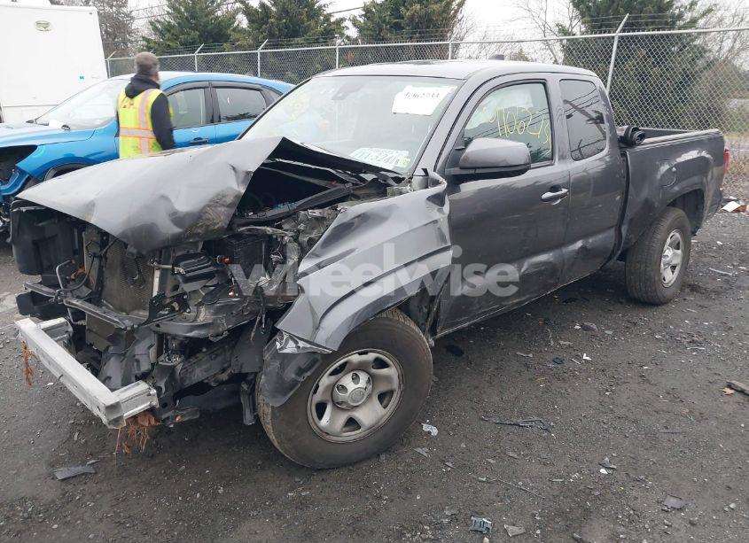 Photo 2 of 2022 Toyota Tacoma SR (VIN 3TYRX5GN3NT065354)