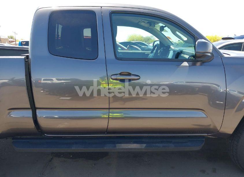 Photo 14 of 2020 Toyota Tacoma SR (VIN 3TYRX5GN4LT003040)