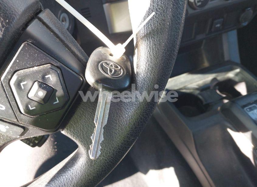 Photo 11 of 2022 Toyota Tacoma SR (VIN 3TYRX5GN4NT037031)