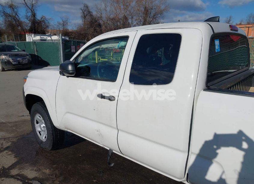 Photo 6 of 2022 Toyota Tacoma SR (VIN 3TYRX5GN4NT037031)