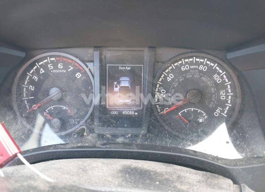 Photo 7 of 2021 Toyota Tacoma SR (VIN 3TYRX5GN5MT008345)