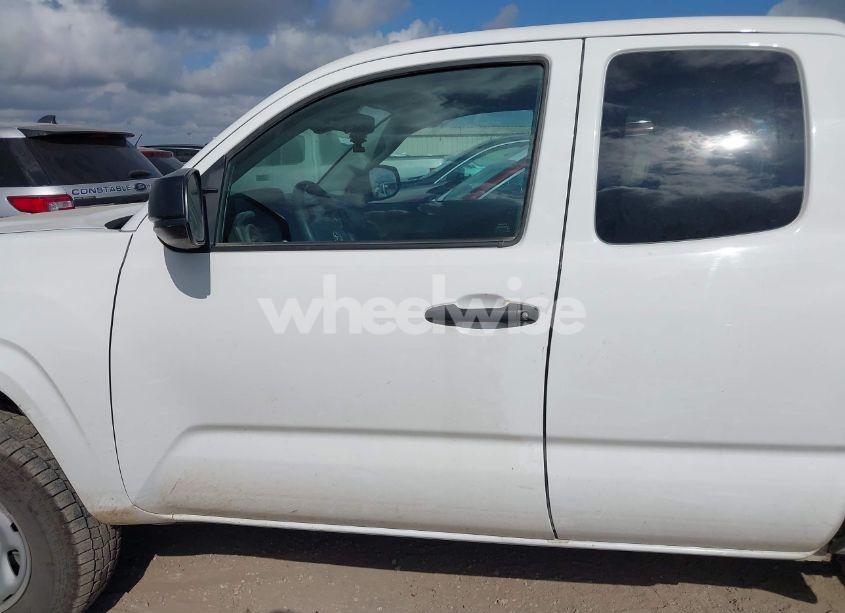 Photo 15 of 2022 Toyota Tacoma SR (VIN 3TYRX5GN5NT063816)