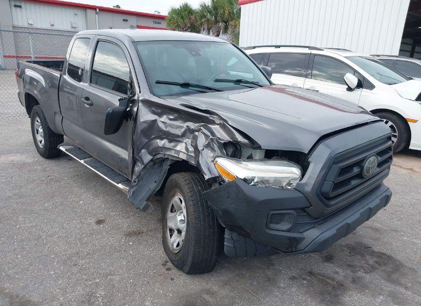 2020 Toyota Tacoma SR (VIN 3TYRX5GN6LT002424) main photo