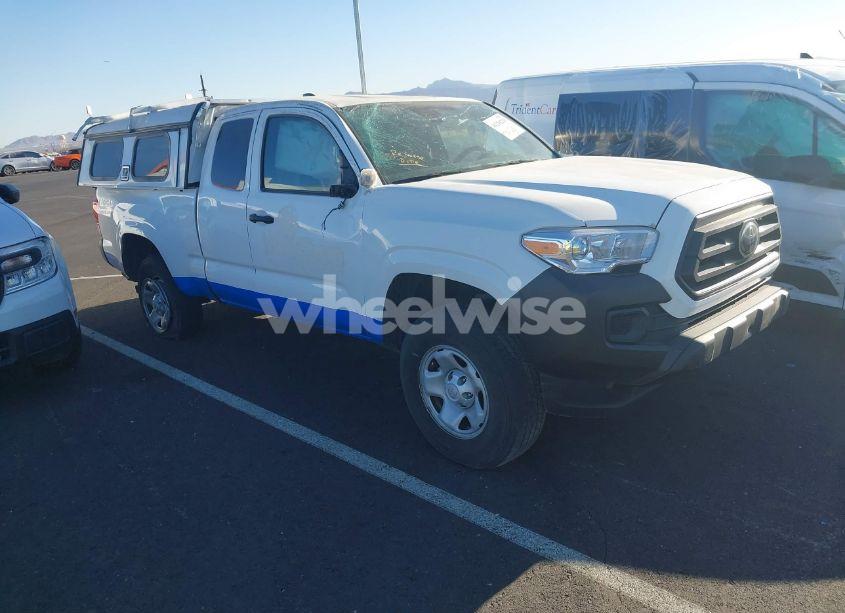 2022 Toyota Tacoma SR (VIN 3TYRX5GN6NT057748) main photo