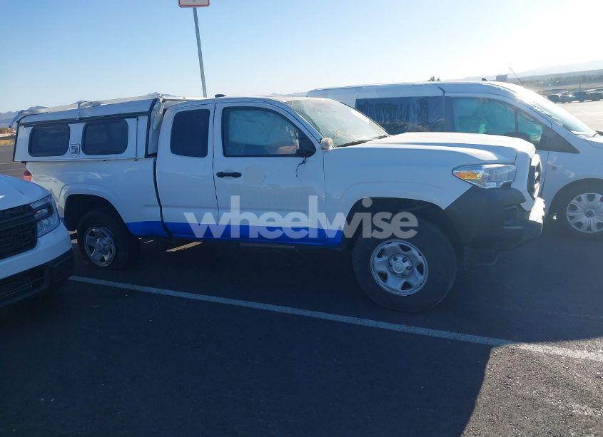 Photo 13 of 2022 Toyota Tacoma SR (VIN 3TYRX5GN6NT057748)