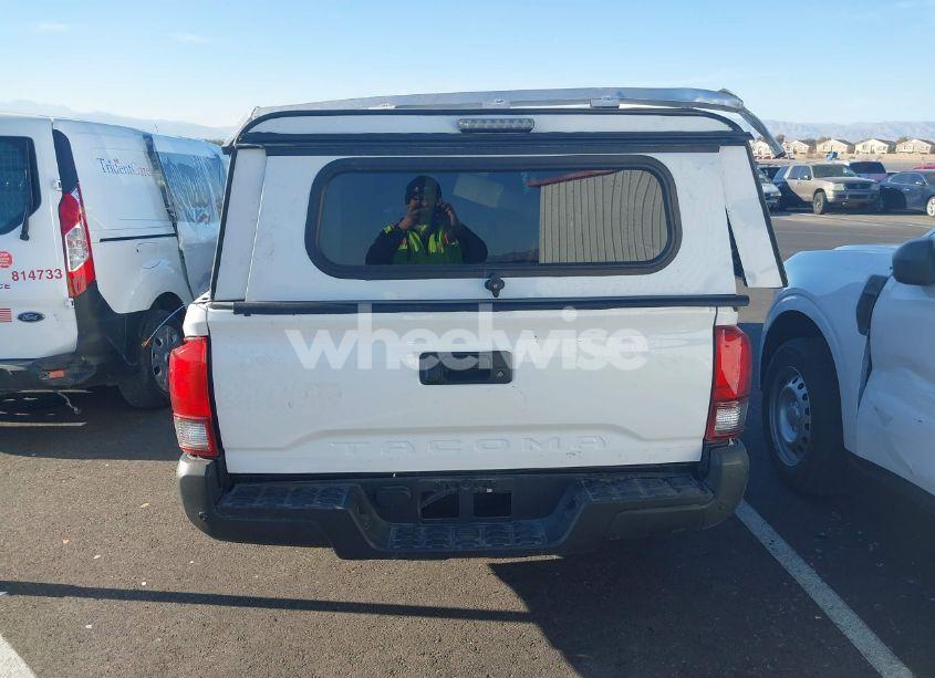 Photo 16 of 2022 Toyota Tacoma SR (VIN 3TYRX5GN6NT057748)