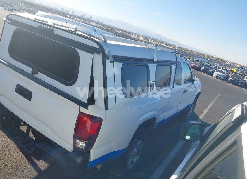 Photo 4 of 2022 Toyota Tacoma SR (VIN 3TYRX5GN6NT057748)